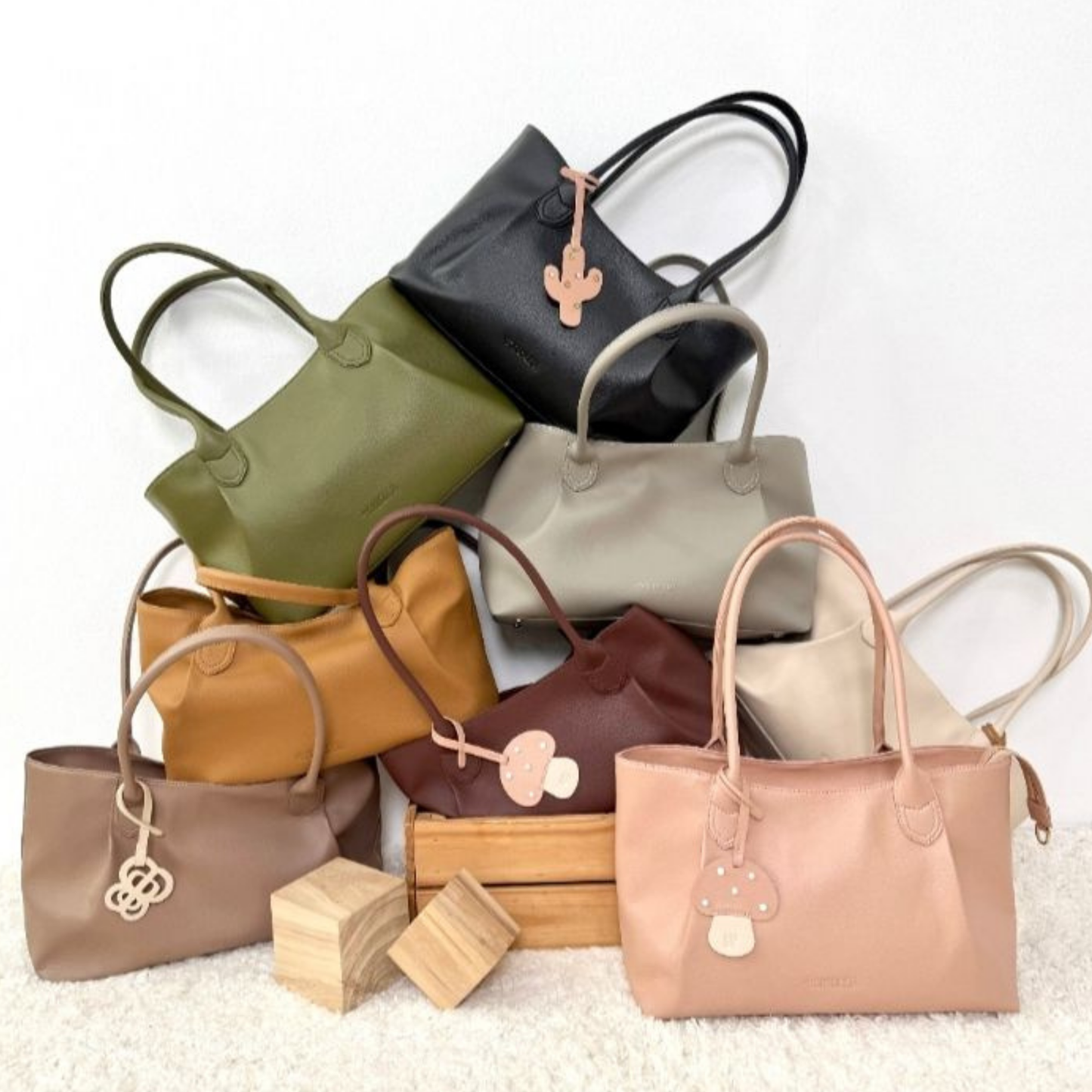 Zoe Shoulder Bag