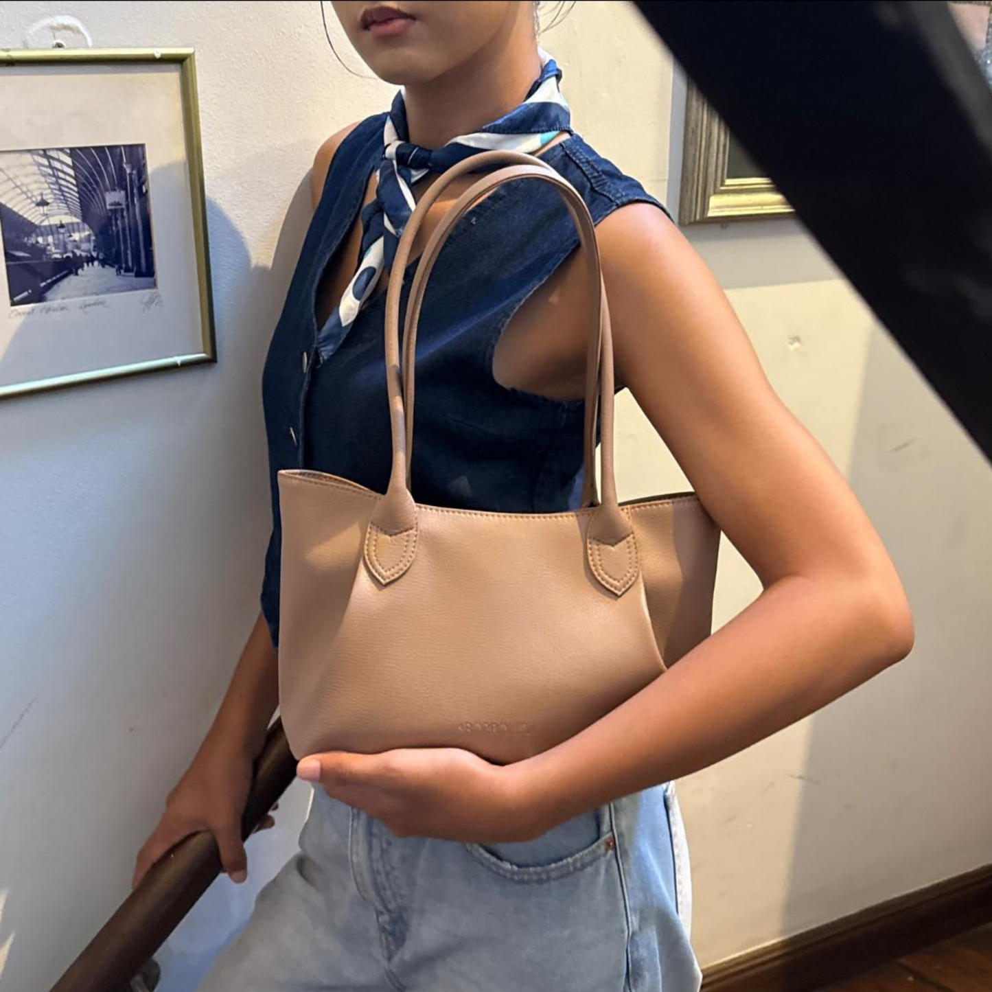 Demi Zoe Shoulder Bag