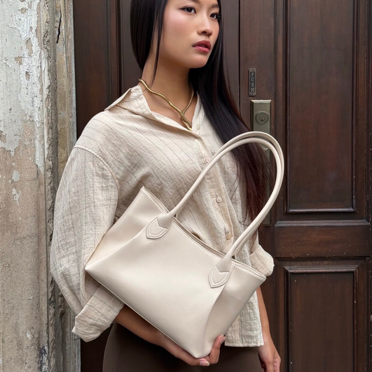 Demi Zoe Shoulder Bag