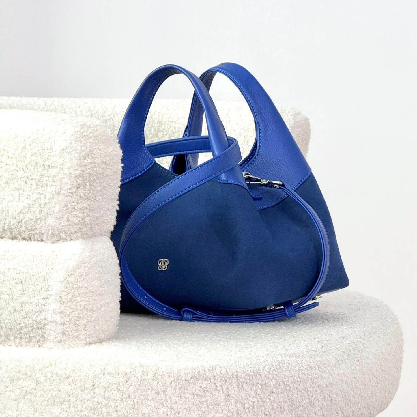 Serene bag